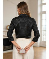Comprar blusa social feminina em cetim seda para escritório, reuniões e looks casuais refinados em promoção ZARA